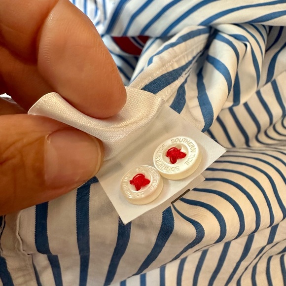 Southern Tide Striped Men’s Button-Down Medium Classic Fit - Picture 6 of 10